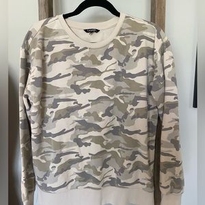 White Camo Sweater US L